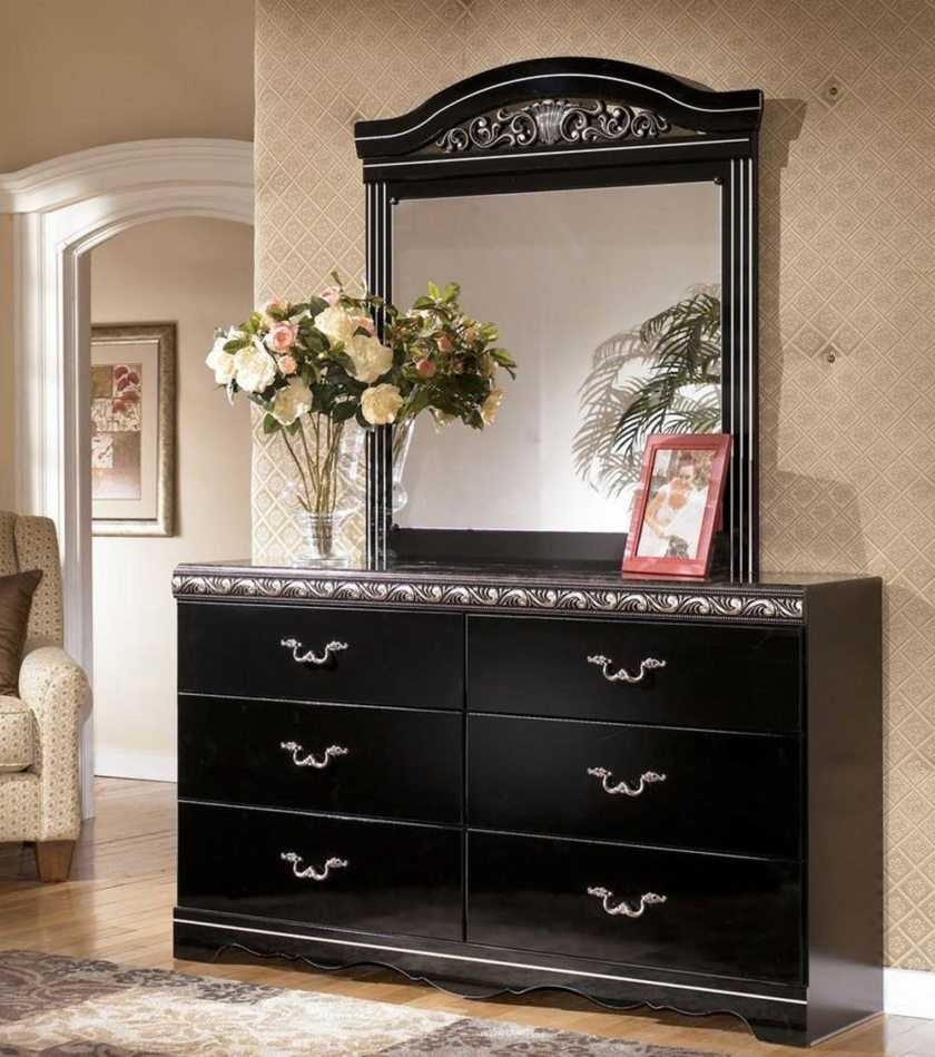 Комод с зеркалом 2022