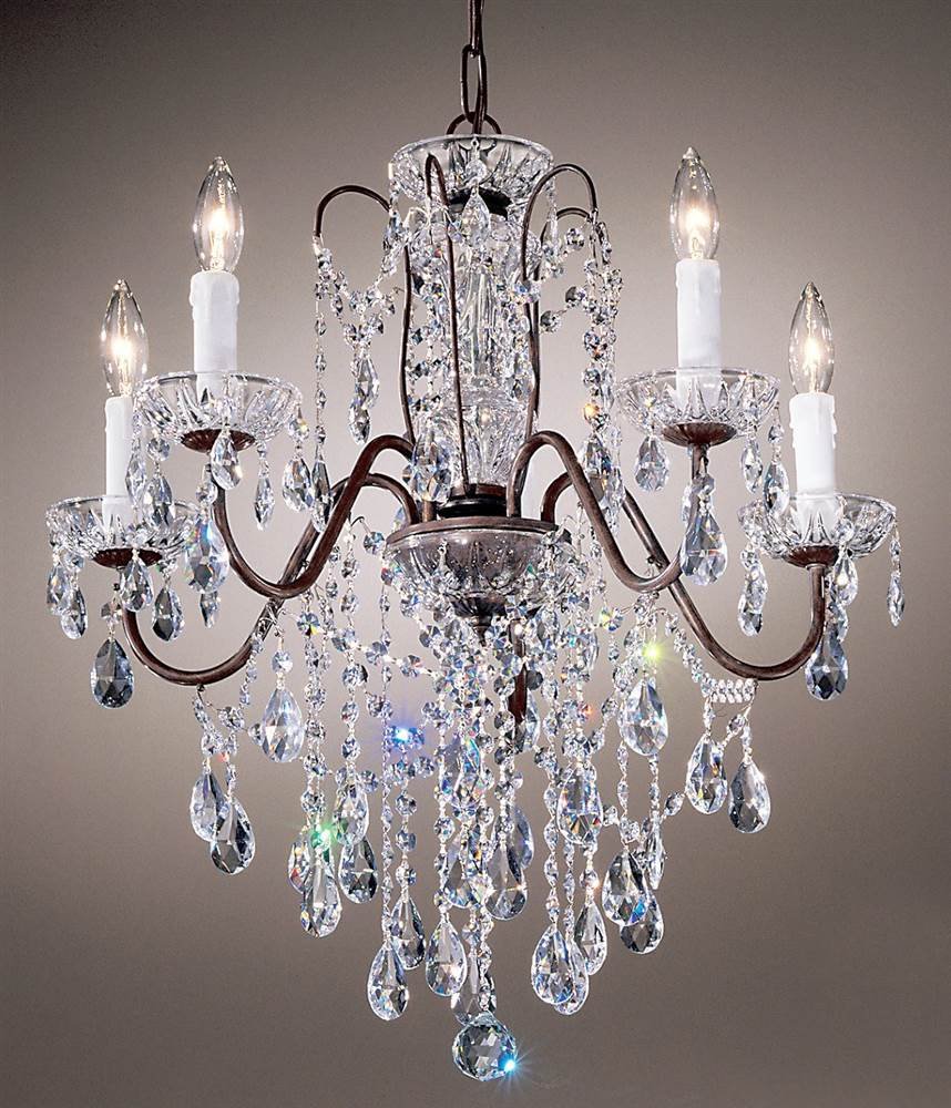 Люстра со стеклянными подвесками