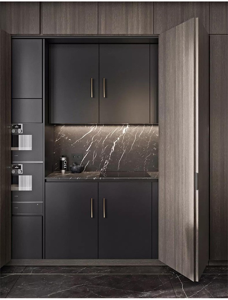 Кухня с раздвижными фасадами