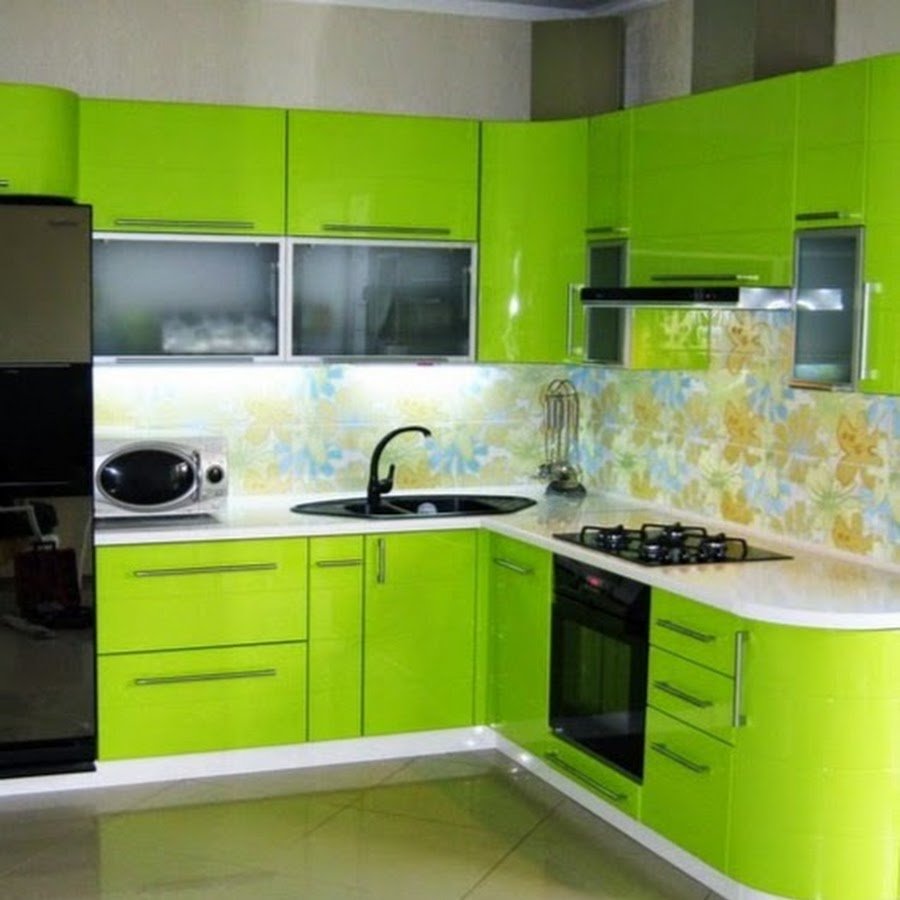Кухня светло зеленого цвета
