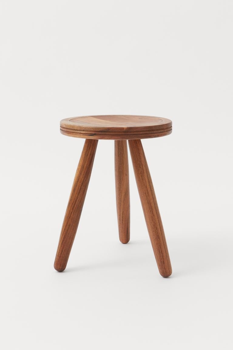 Табуретка на 3 ножках