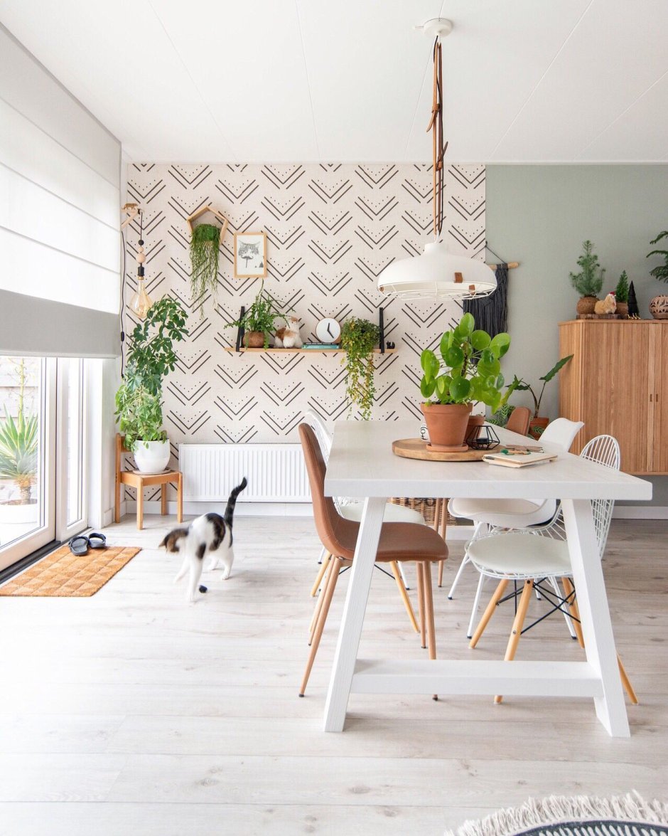 Интерьер квартиры с высокими потолками