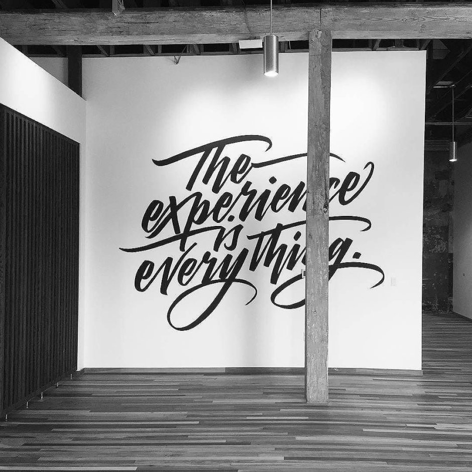 Леттеринг на стене