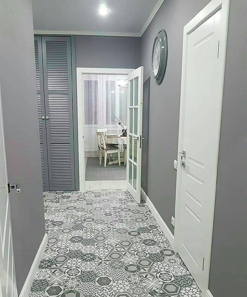 Светлые двери