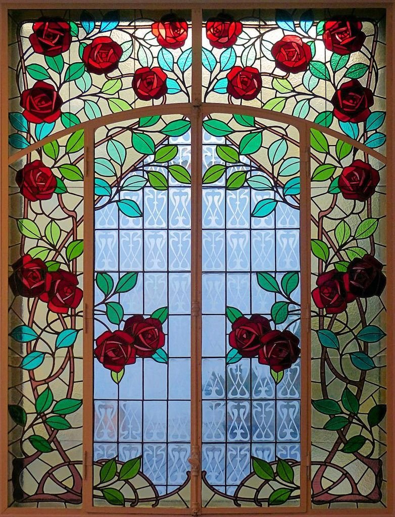 Красивые витражи на окна