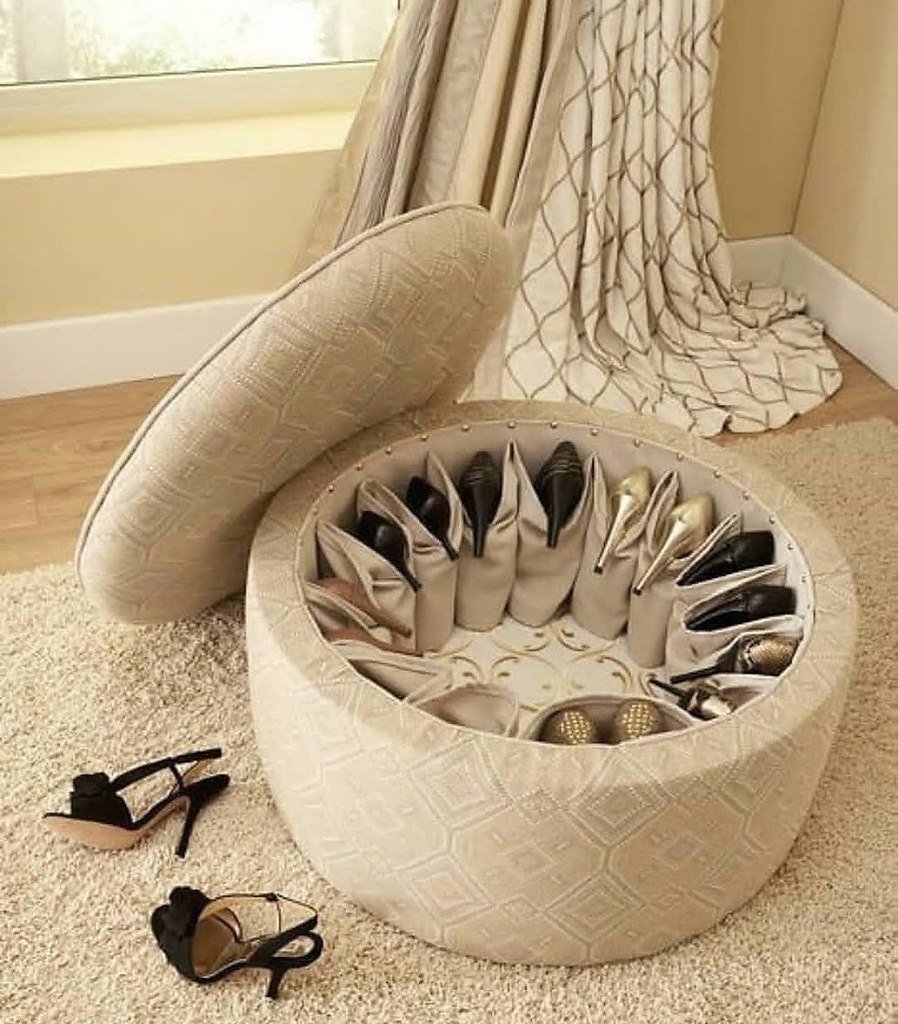 Диван Bobby (bla Station)