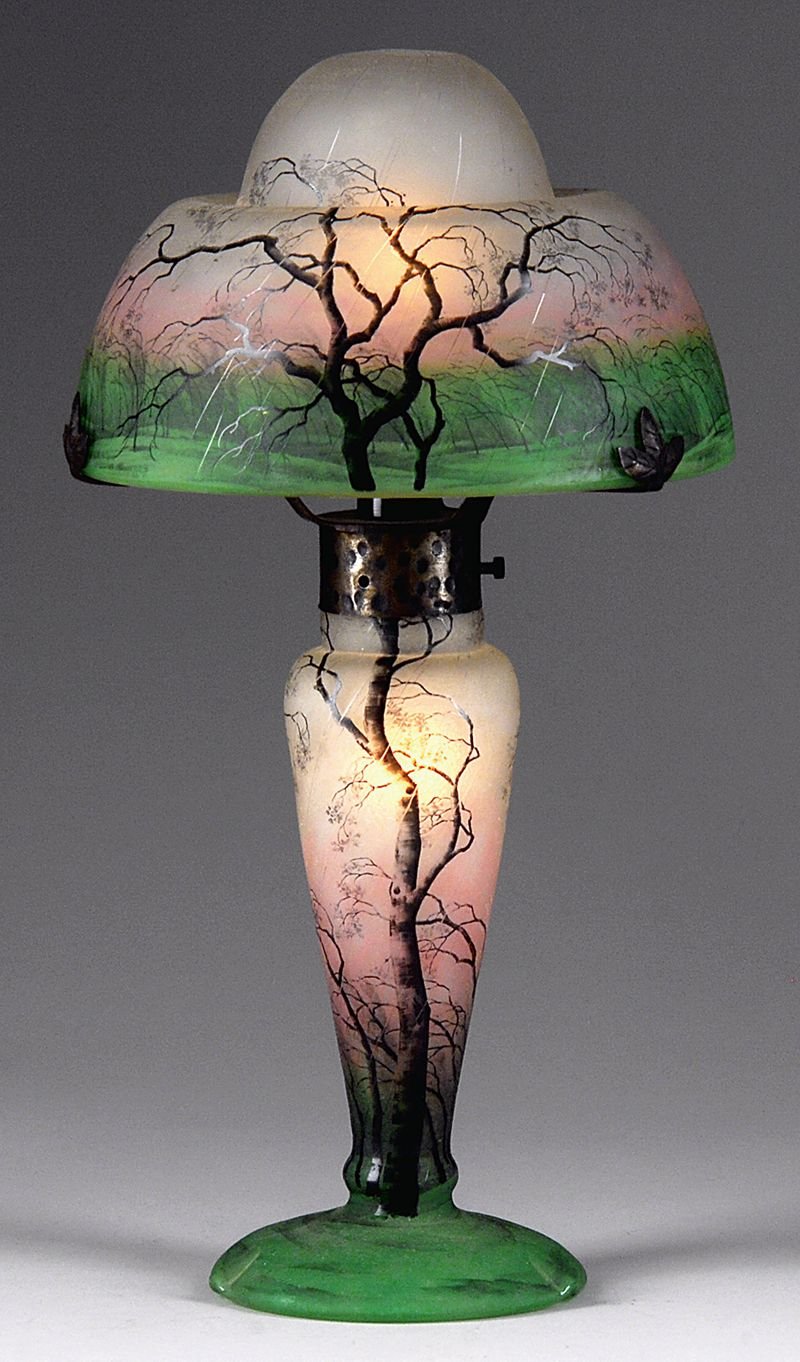 Лампа Тиффани 19 века в стиле Модерн
