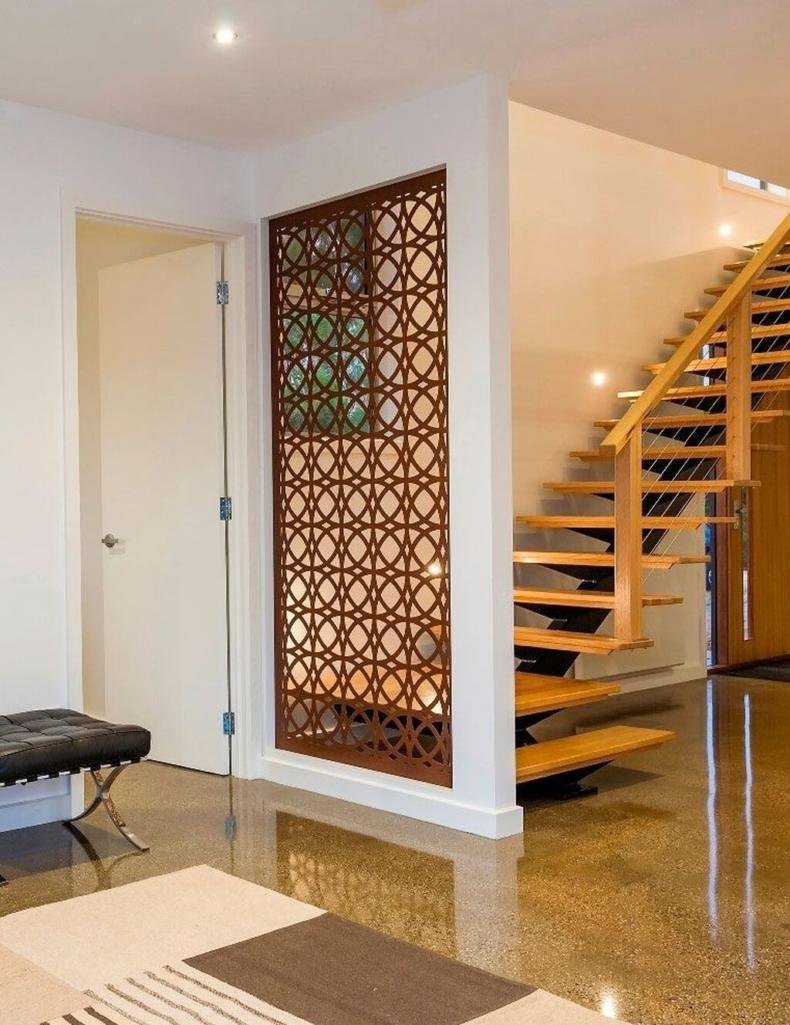 Резные перегородки для лестниц