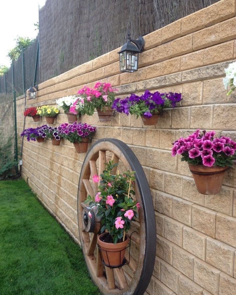 Необычный декор для сада