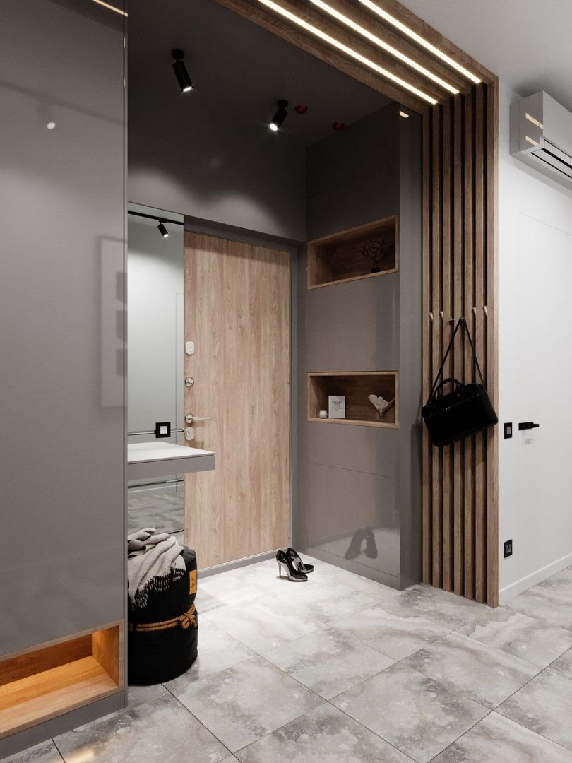 Яркая прихожая