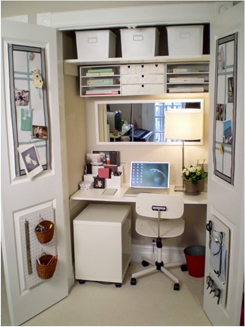 Компьютерный стол для рукодельницы