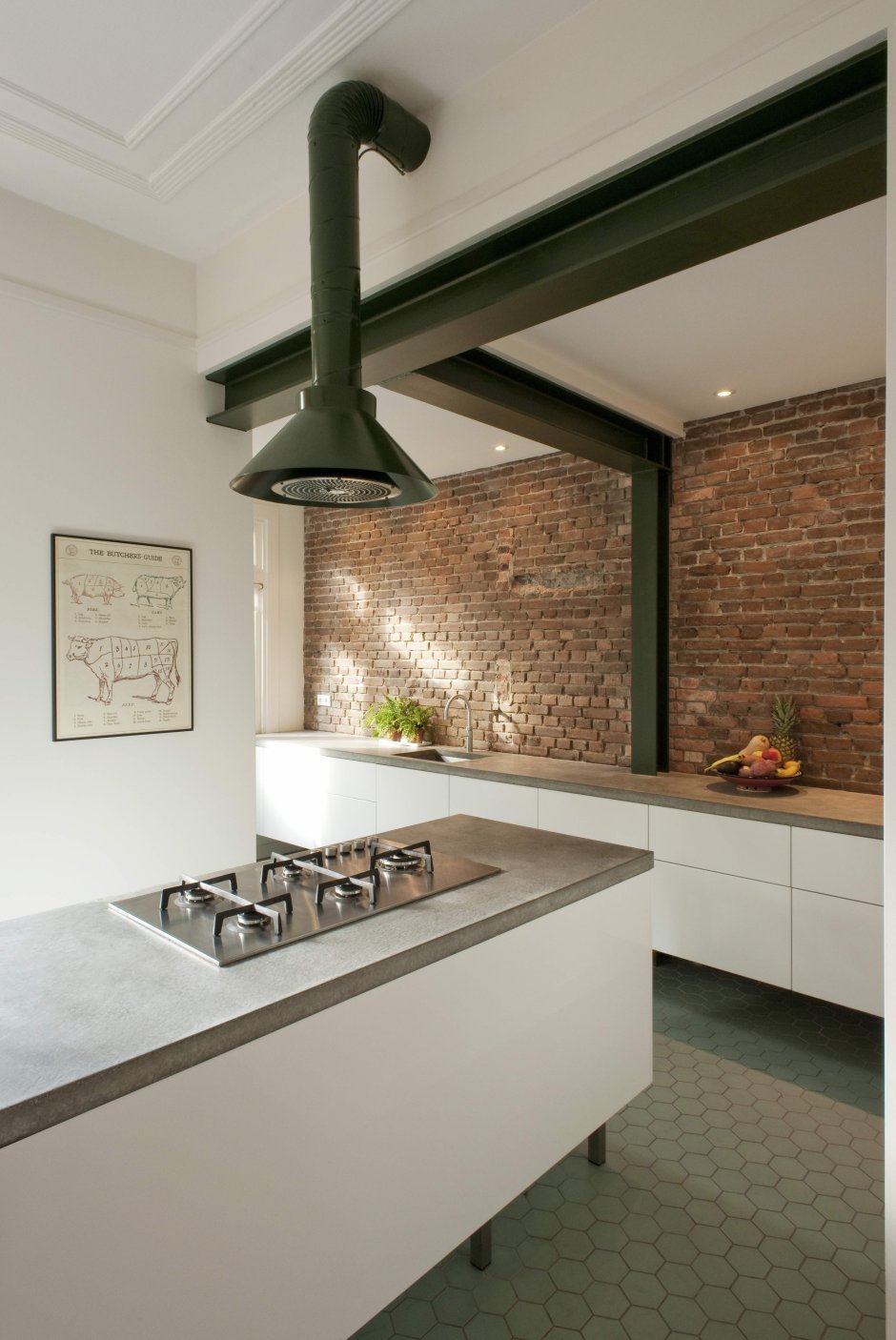 Вытяжка в стиле лофт