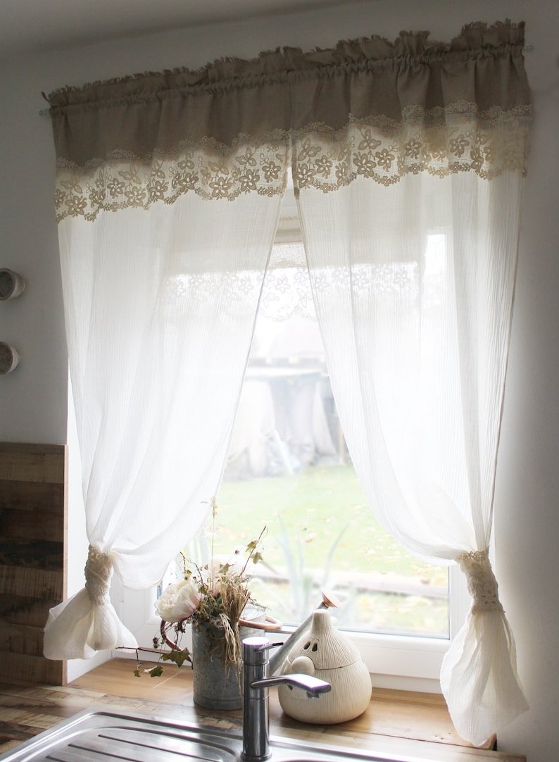 Занавески из гипюра