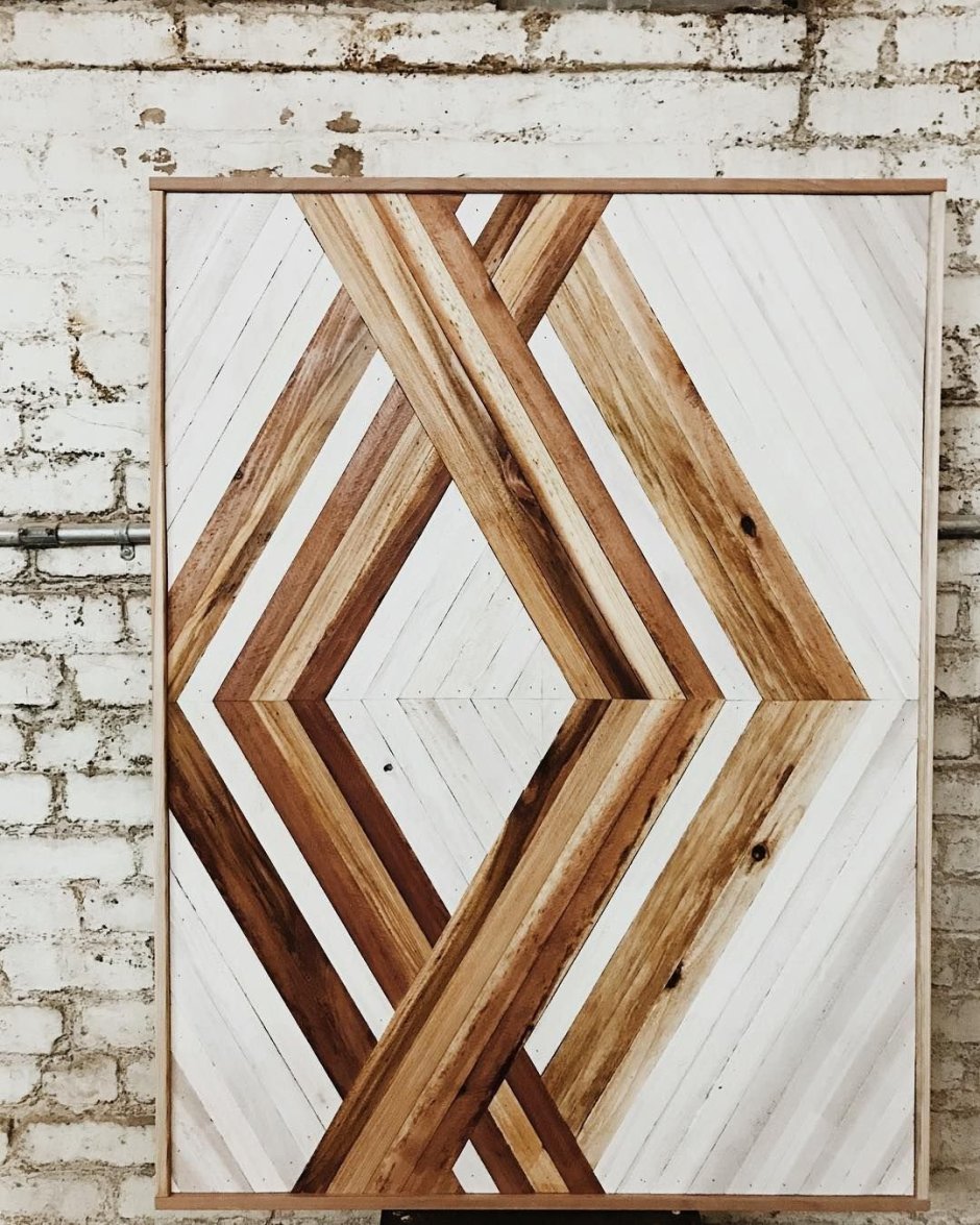 Деревянное панно на стену