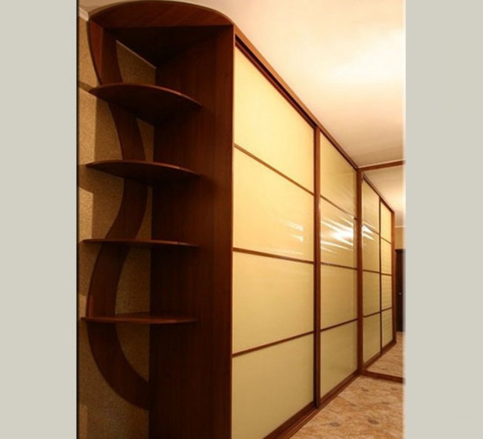 Шкаф Стенли с треугольными полками сбоку