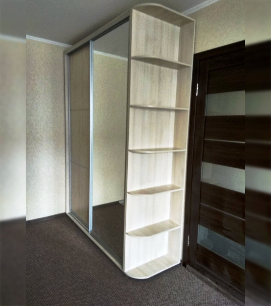 Шкаф купе с полками
