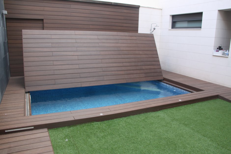 Раздвижной настил для бассейна