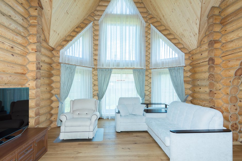 Шторы на окна второго света