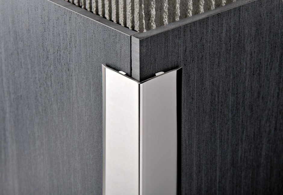 Уголок трим бронза