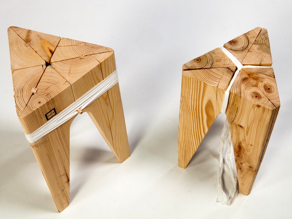 Табурет из полена