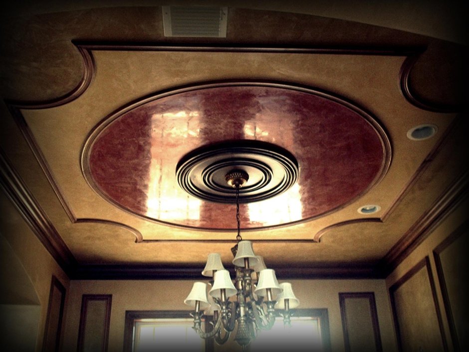 Венецианка на потолке