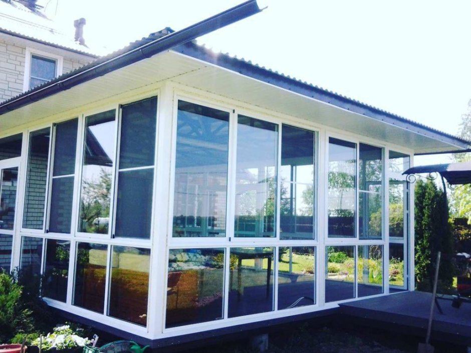 Остекление веранды Слайдорс