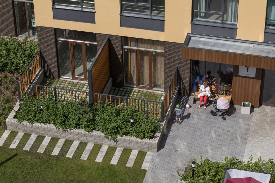 Квартира с террасой на первом этаже