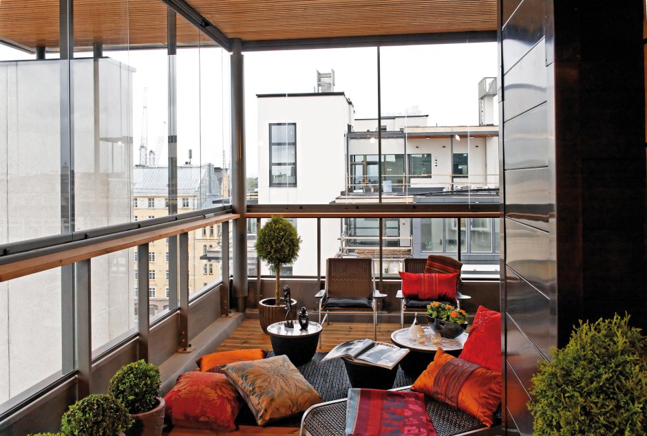 Безрамное остекление балконов Lumon