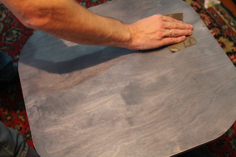 Фанера покрашенная морилкой