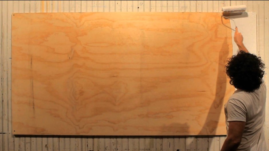 Покрасить фанеру