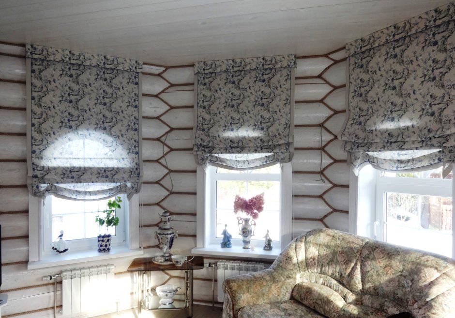 Римская штора в деревенском стиле