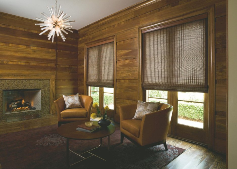 Рулонные шторы в деревянном доме