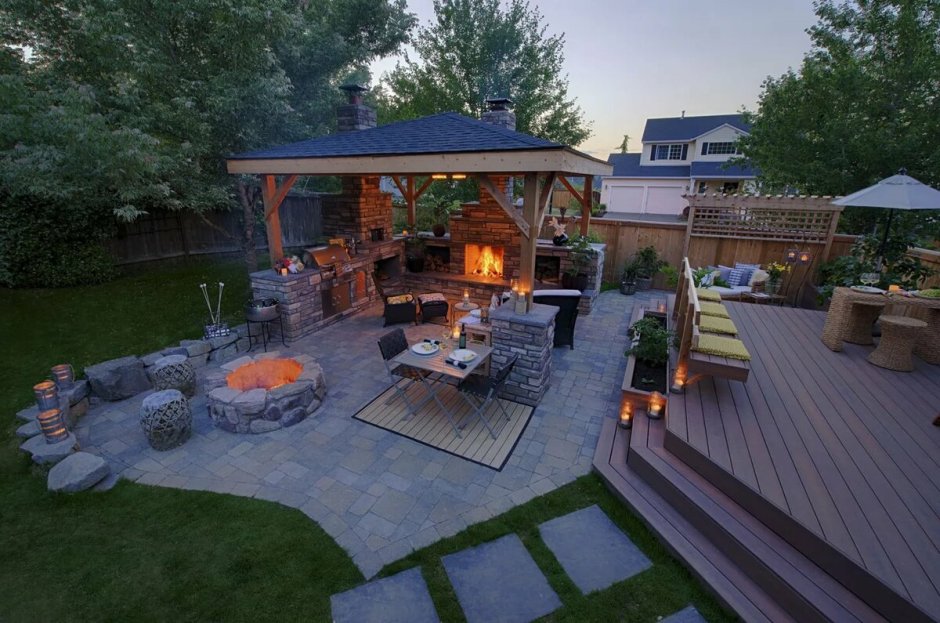 Шашлыки в загородном доме