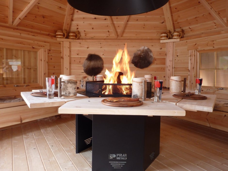 Гриль домик с камином