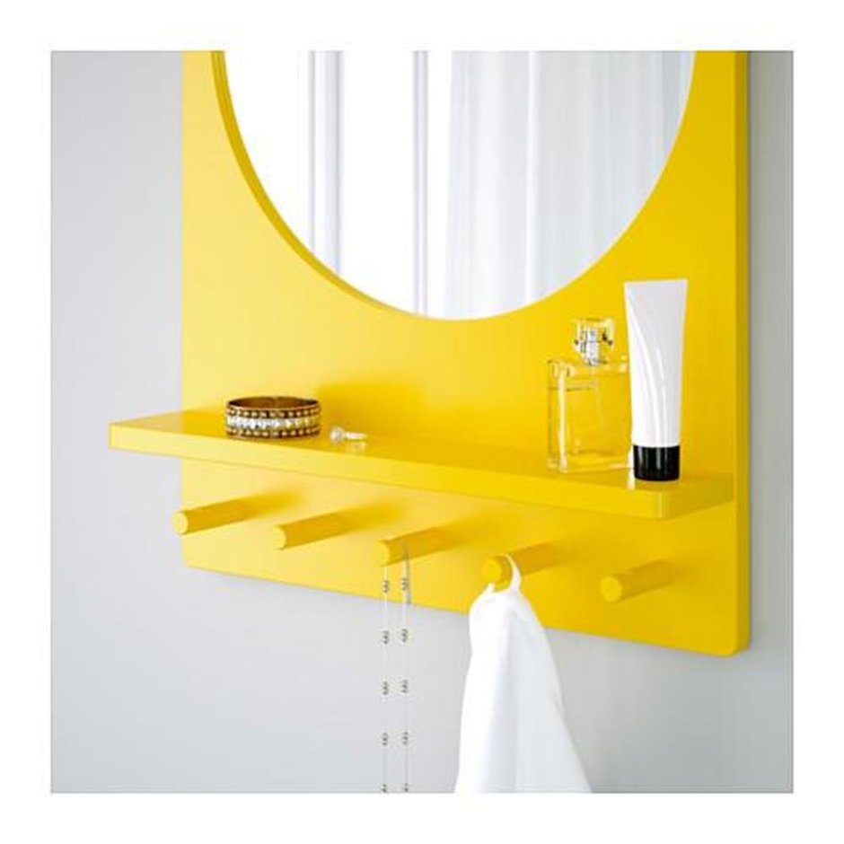 Полка над зеркалом в ванной