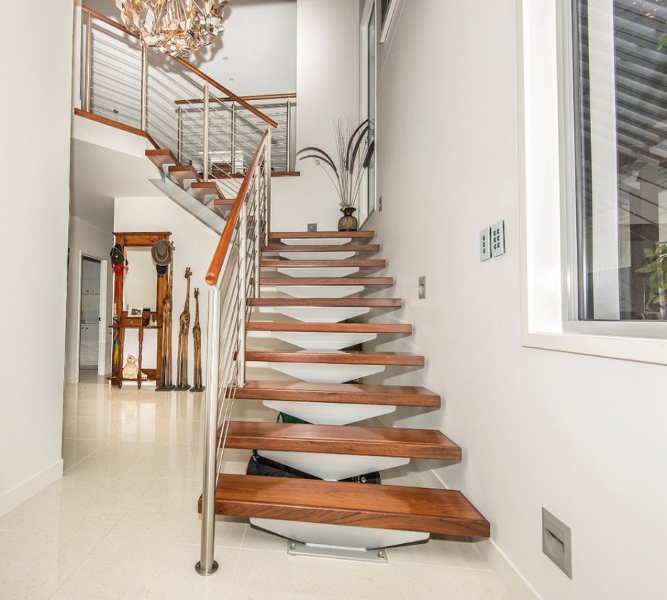 Парящие лестницы для дома