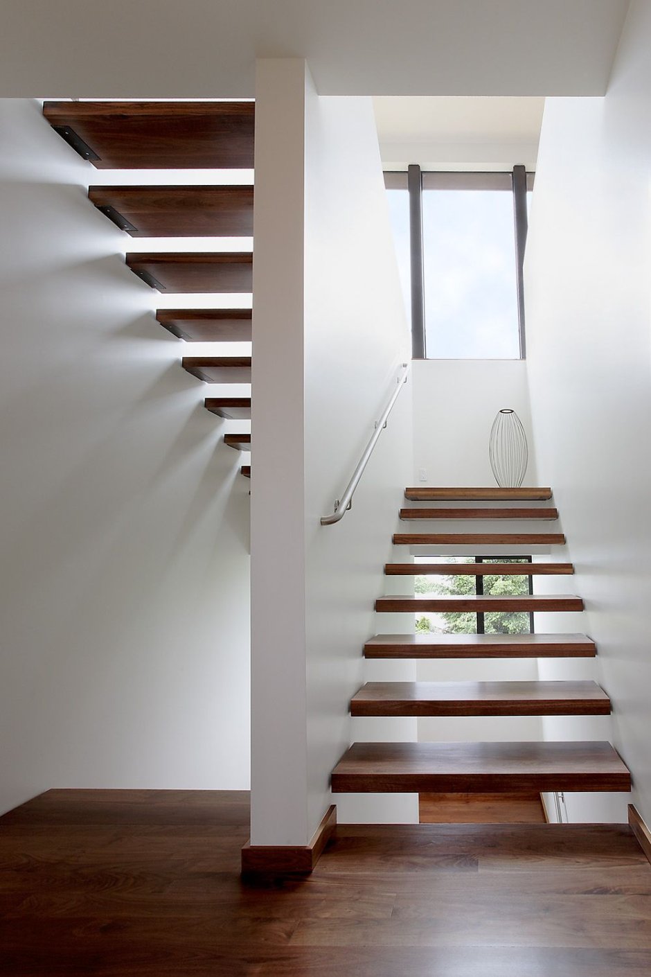 Парящие лестницы для дома