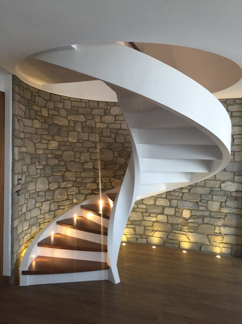 Лестница в стиле Хай тек