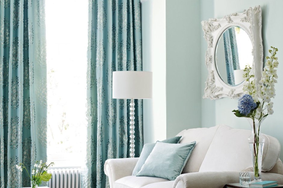 Шторы молочные с бирюзой