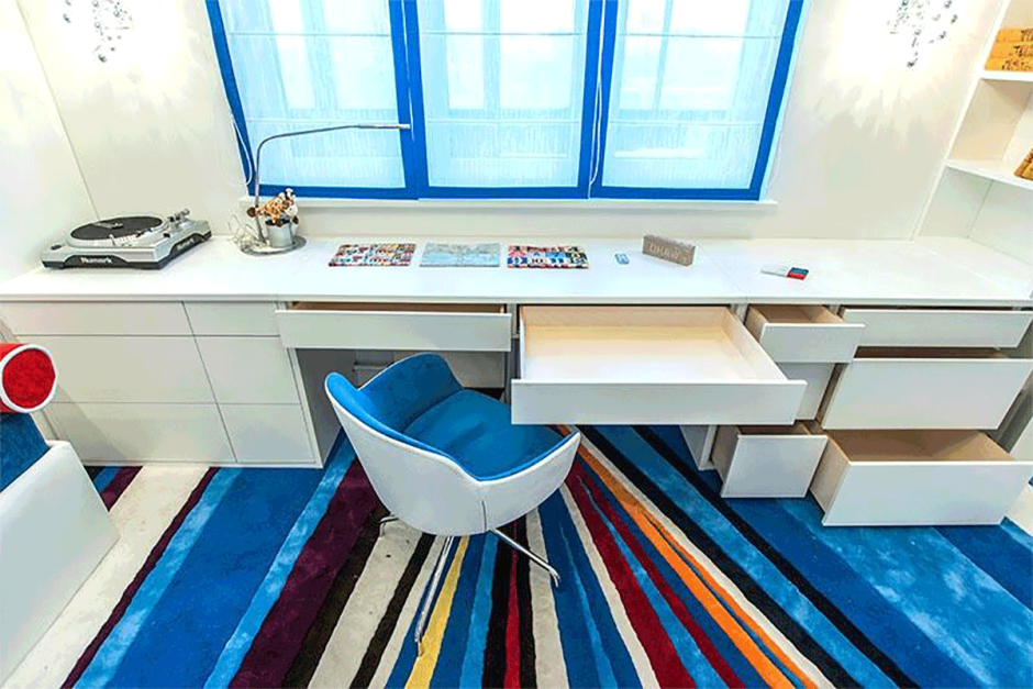 Столешница в подоконнике под письменный стол