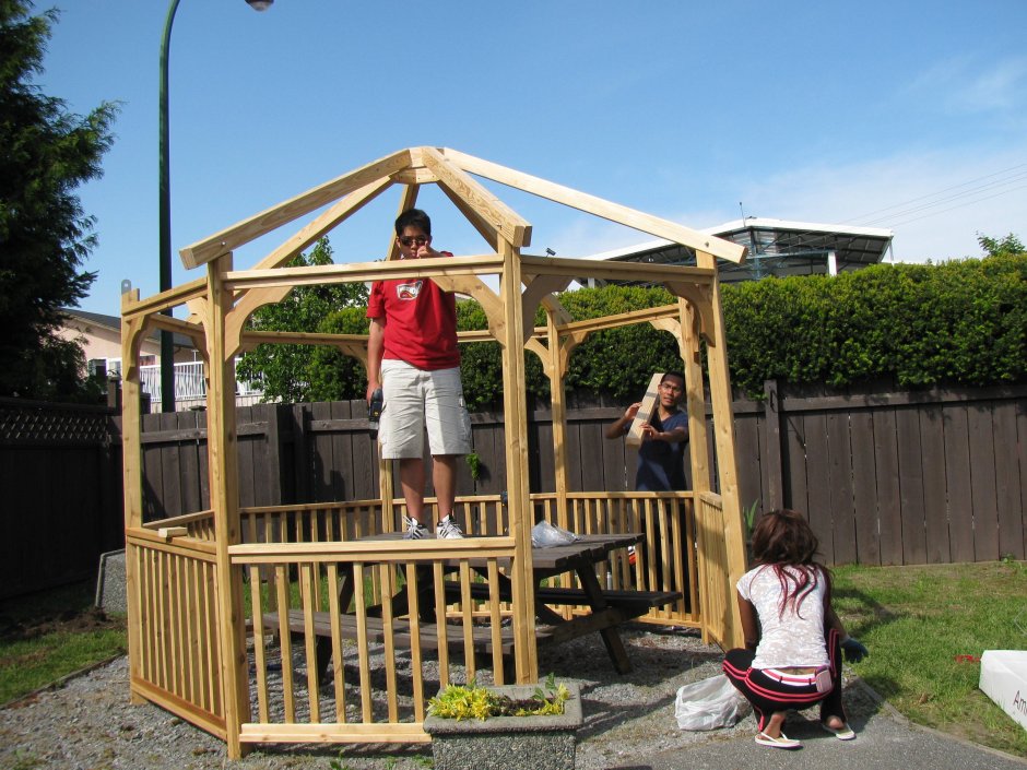 Беседка для дачи за один день