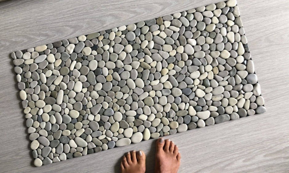 Коврик из гальки