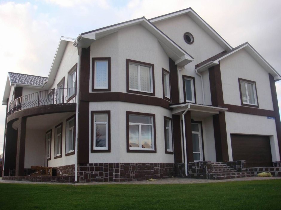 Красивый штукатурный фасад