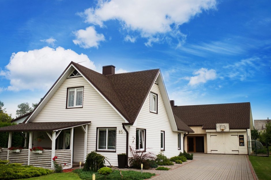 Кирпичный дом цвета