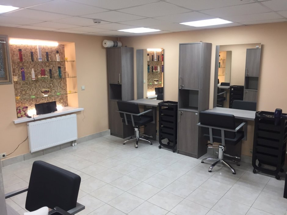 Интерьер парикмахерской эконом класса