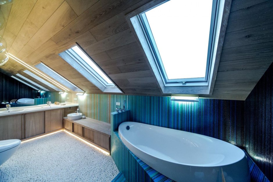 Ванная на мансарде