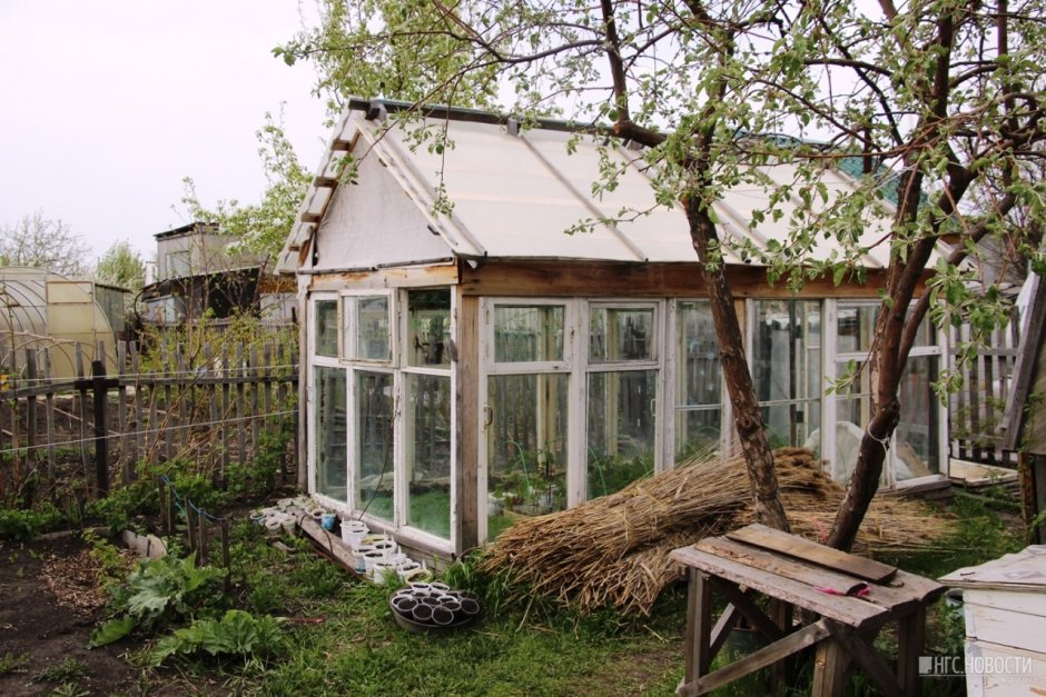 Мини теплицы из оконных рам