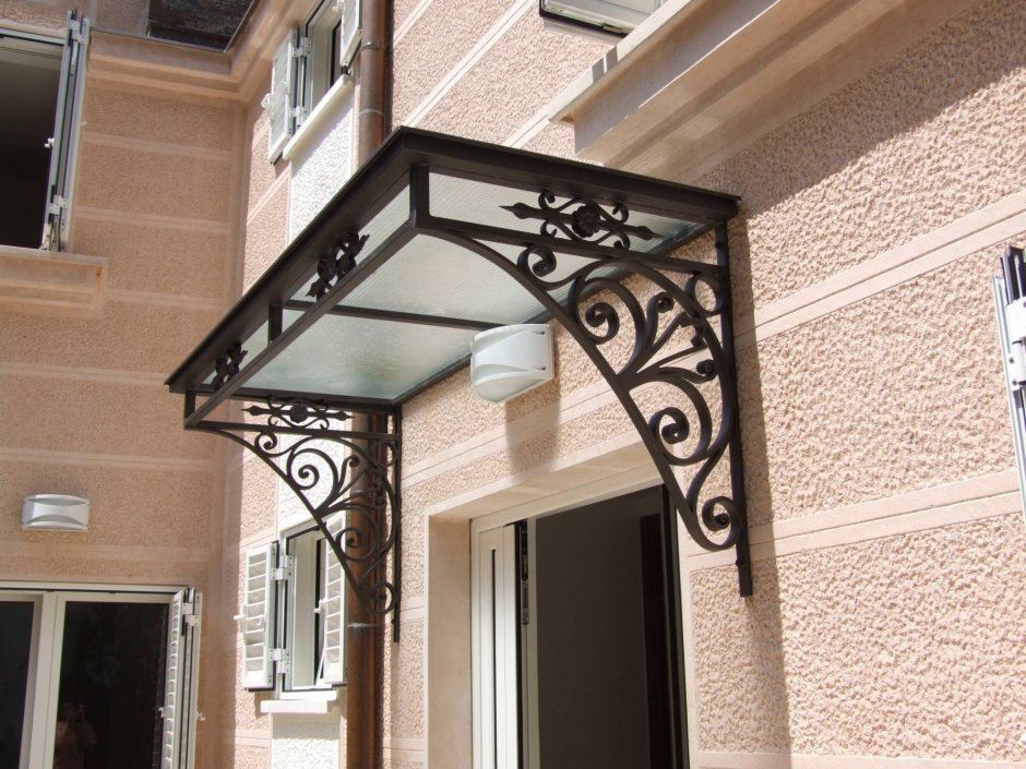 Декоративный козырек