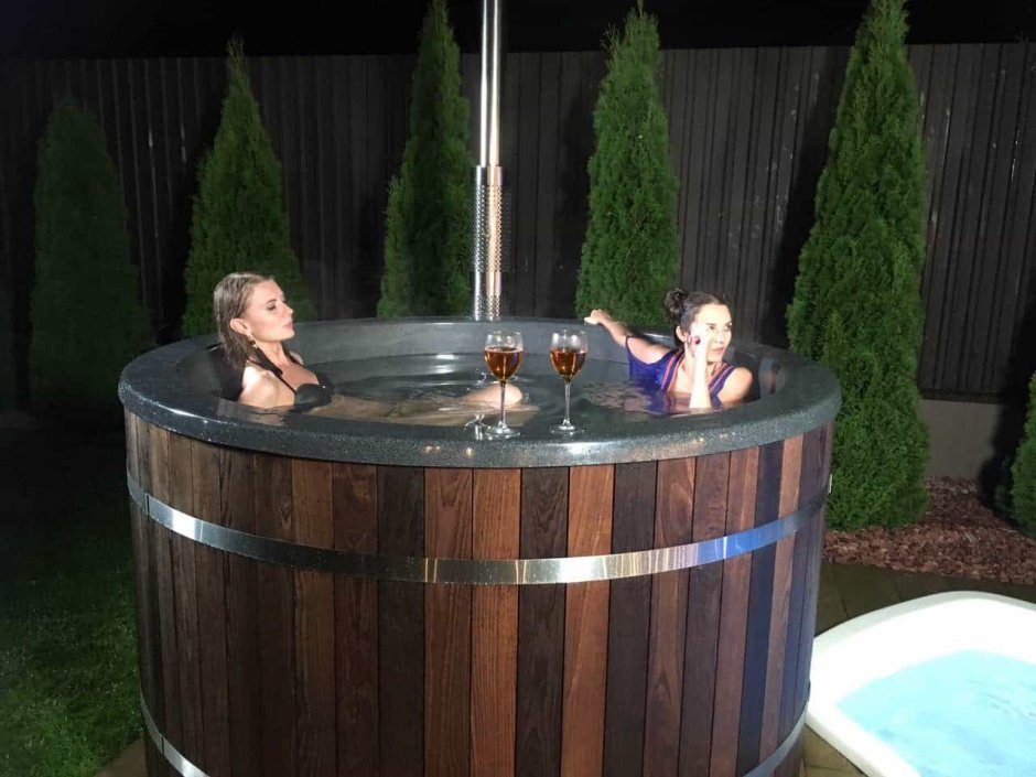 Японская купель офуро на дровах