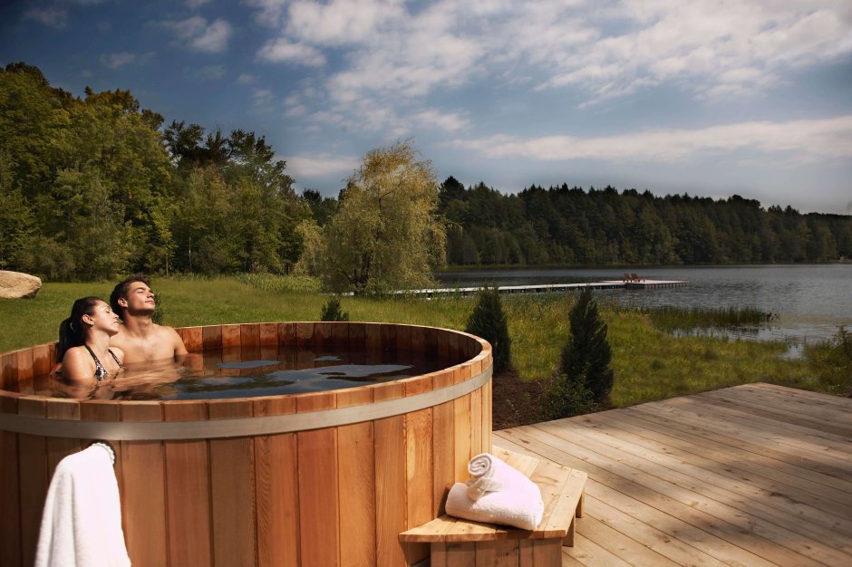 Купель самодельная деревянная